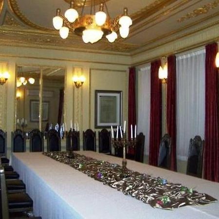 Modern Hotel Cáp Nhĩ Tân Ngoại thất bức ảnh