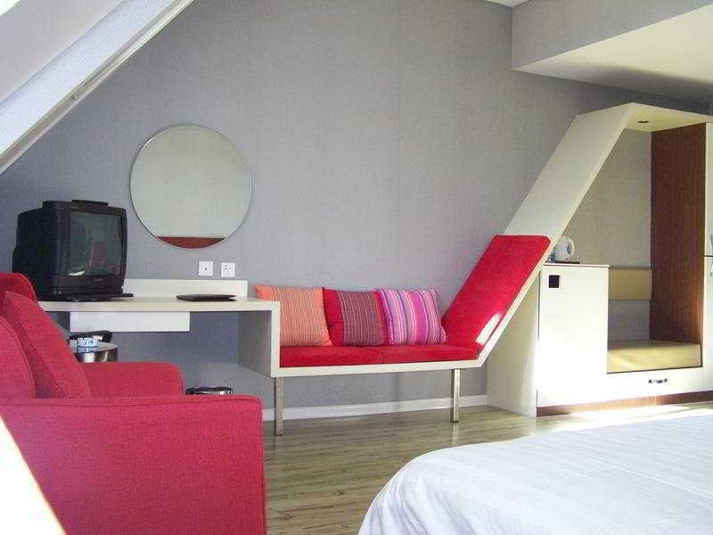 Modern Hotel Cáp Nhĩ Tân Ngoại thất bức ảnh